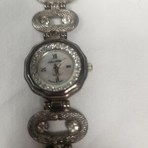 Vintage Chantilly Women's  Watch